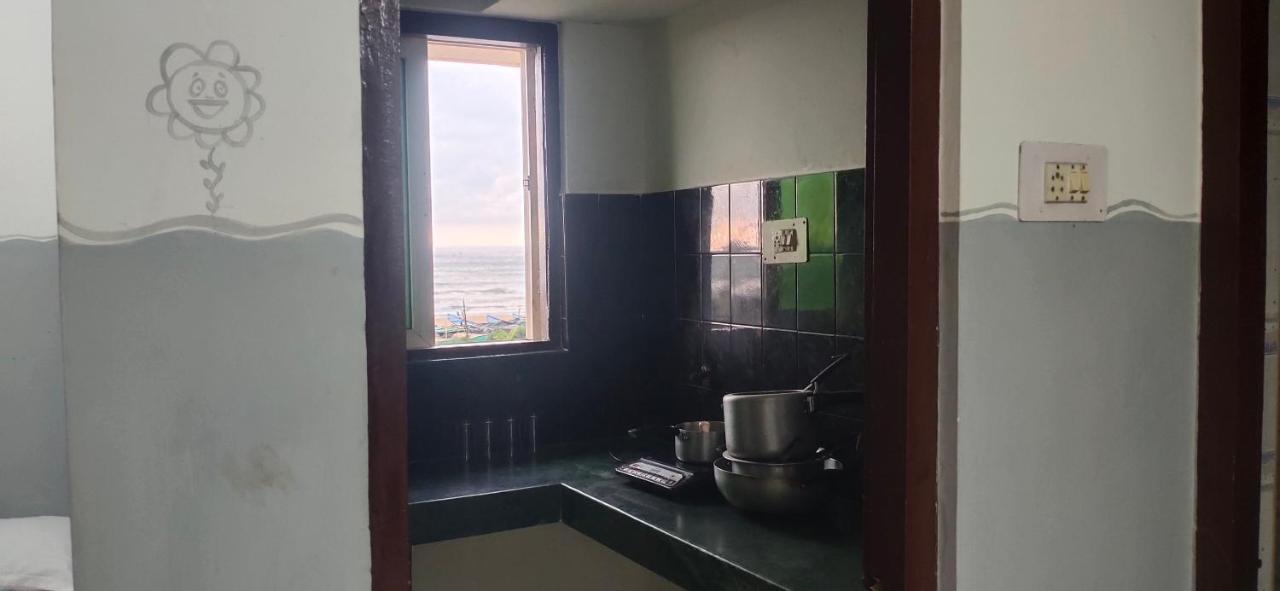 Nirman Beach Homestay Puri Kültér fotó
