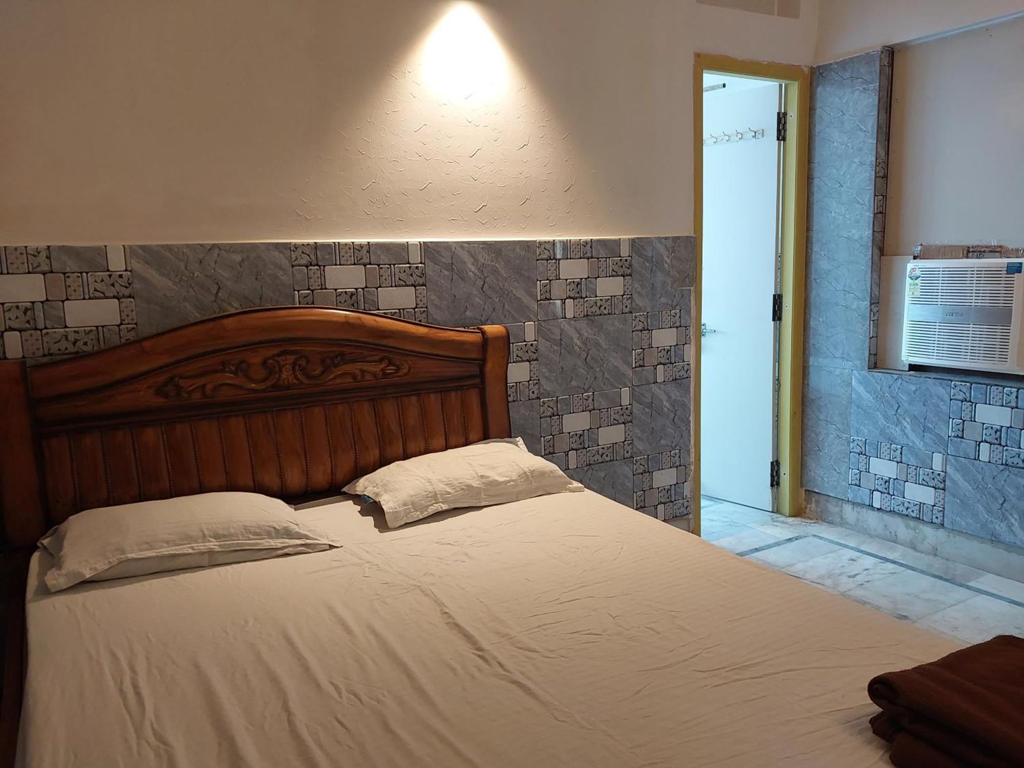 Nirman Beach Homestay Puri Kültér fotó