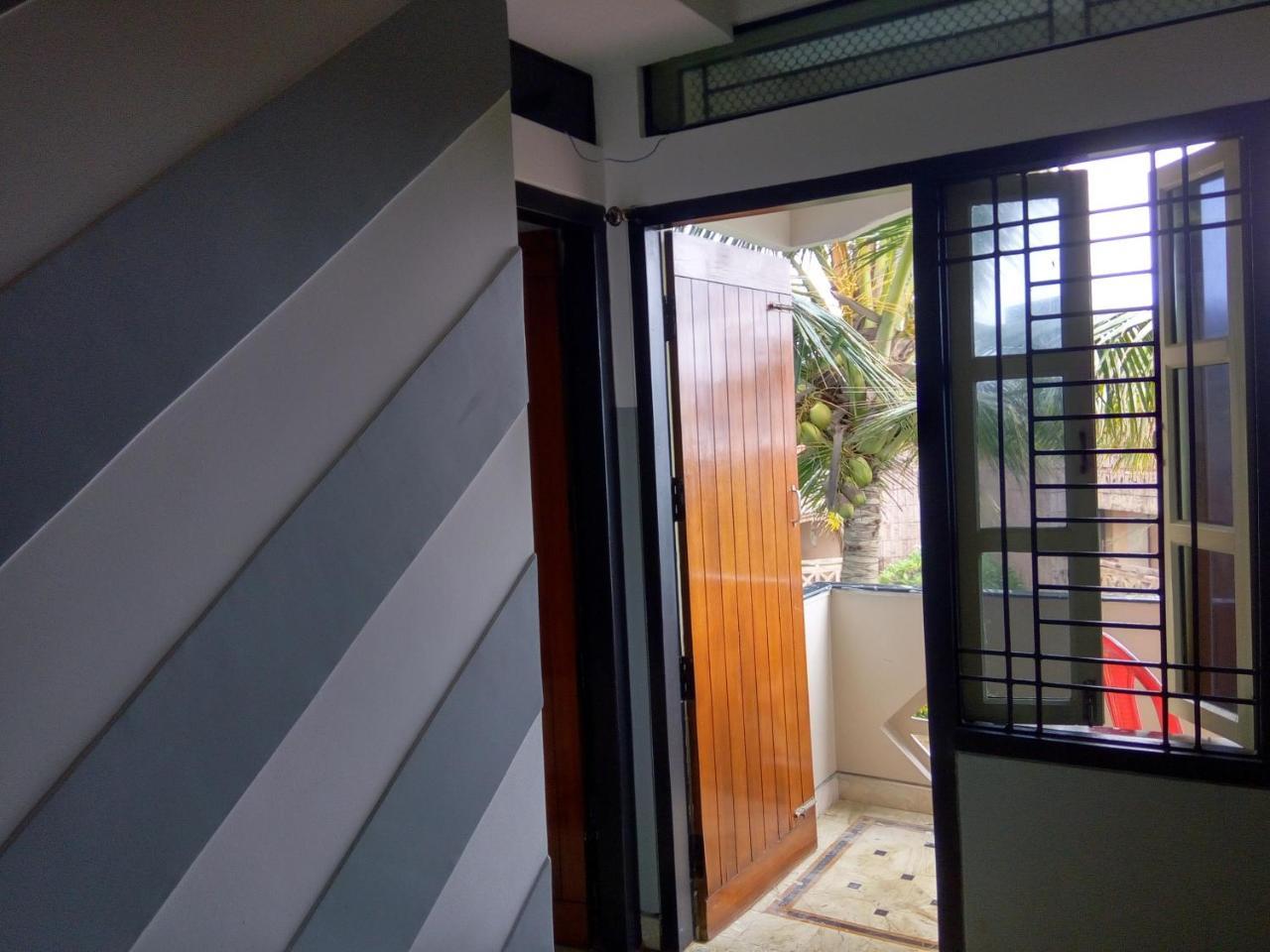 Nirman Beach Homestay Puri Kültér fotó