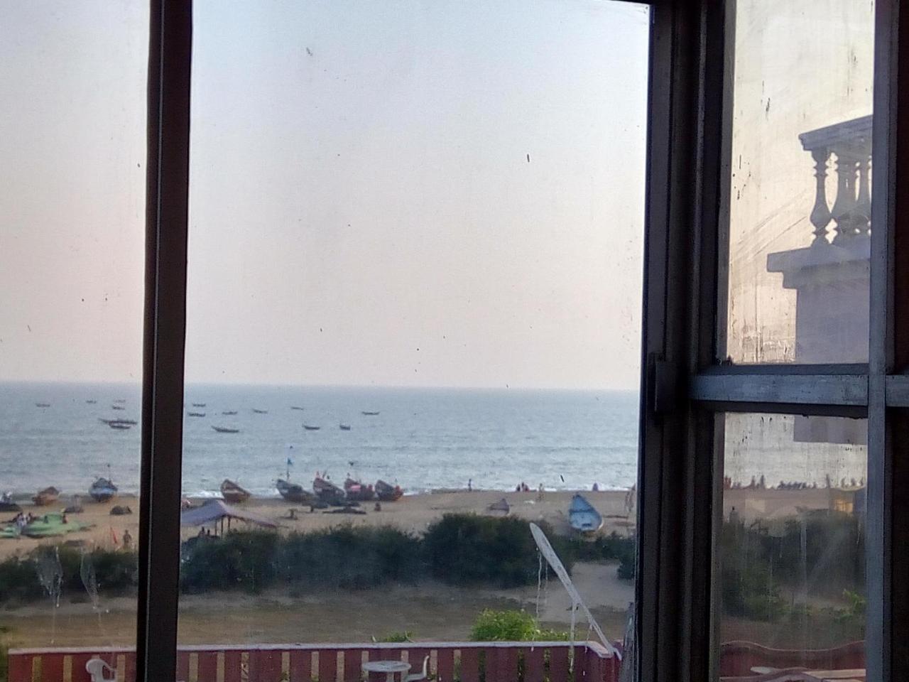 Nirman Beach Homestay Puri Kültér fotó